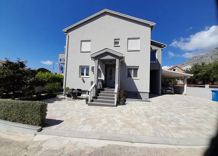 Harfa 2 Apartamento *